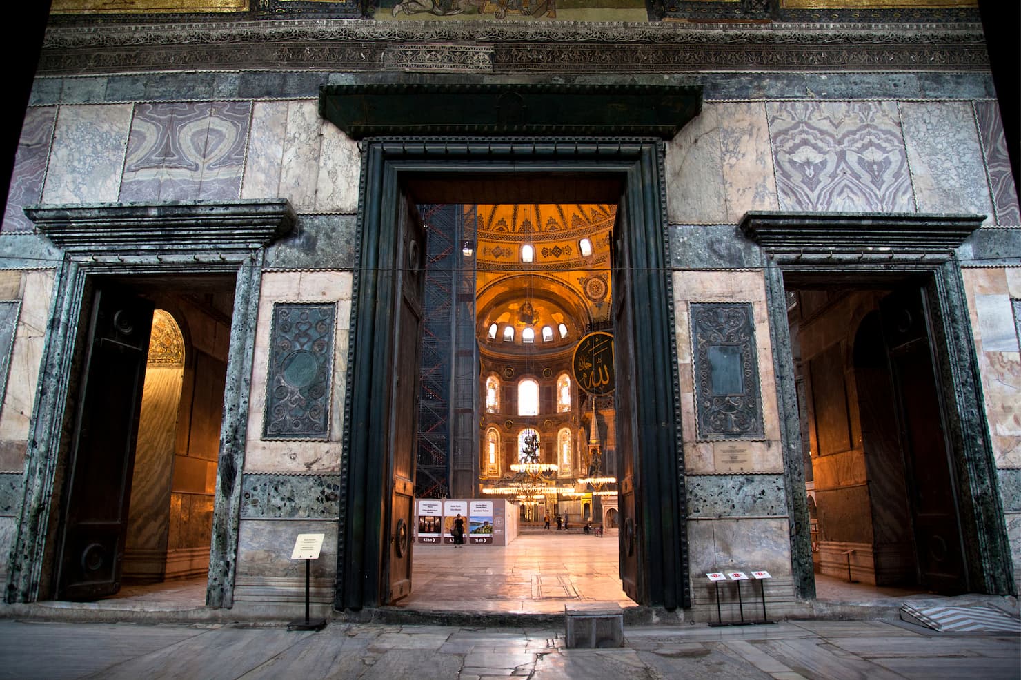 porta imperiale santa sofia istanbul